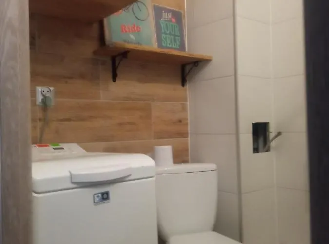 Apartment Nighthost Robotnicza 32 M 328 Free Parking